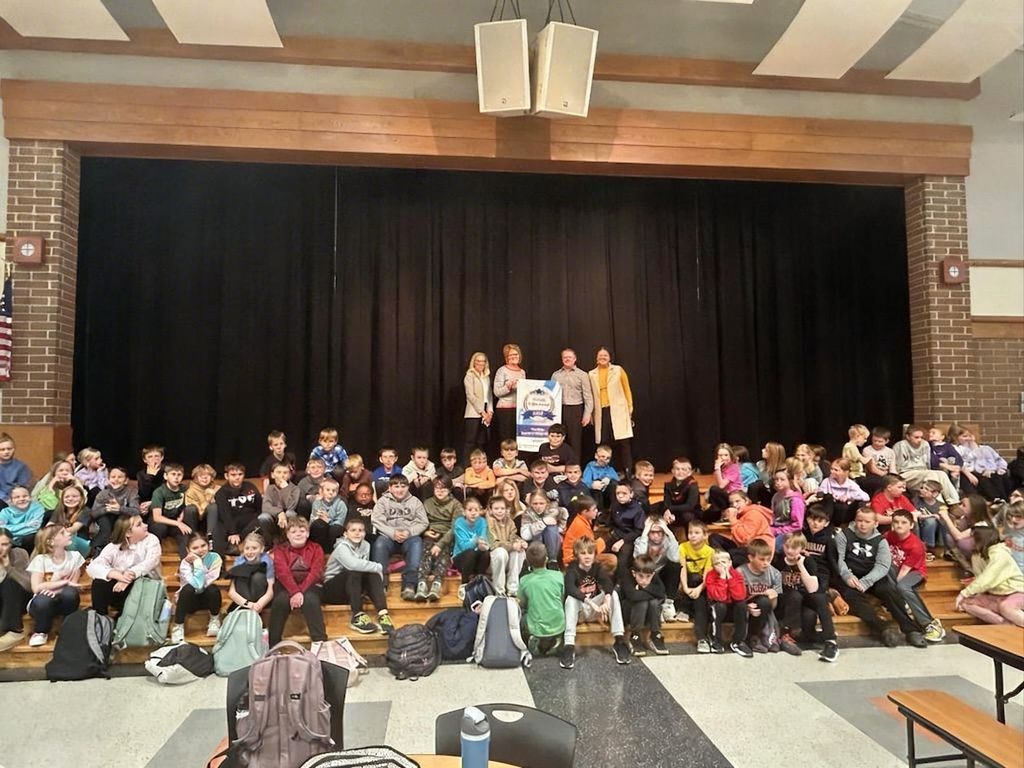 4th grade teaching team with 4th grade students