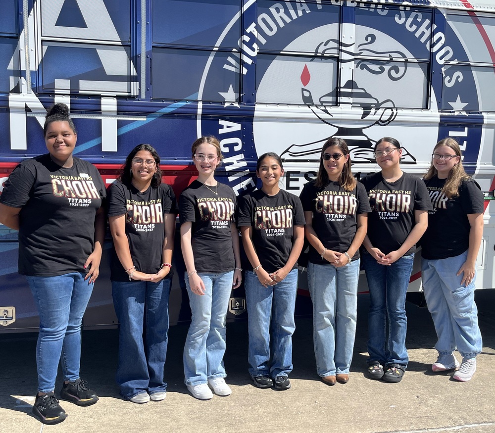 VEHS Choir students 