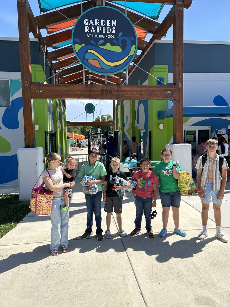 Students pose after a long day of swimming!
