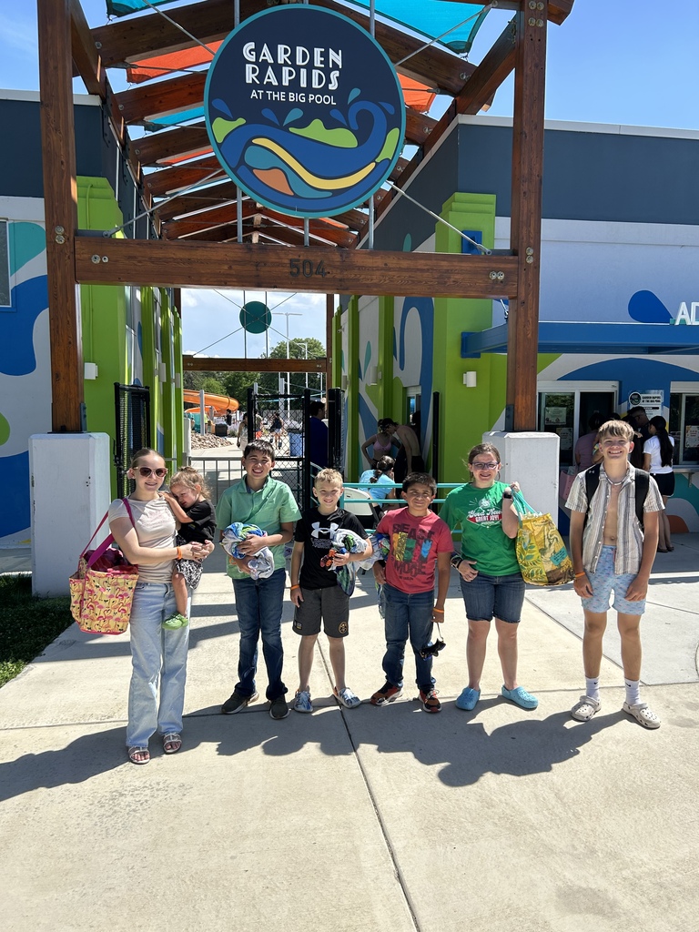 Students pose after a long day of swimming!