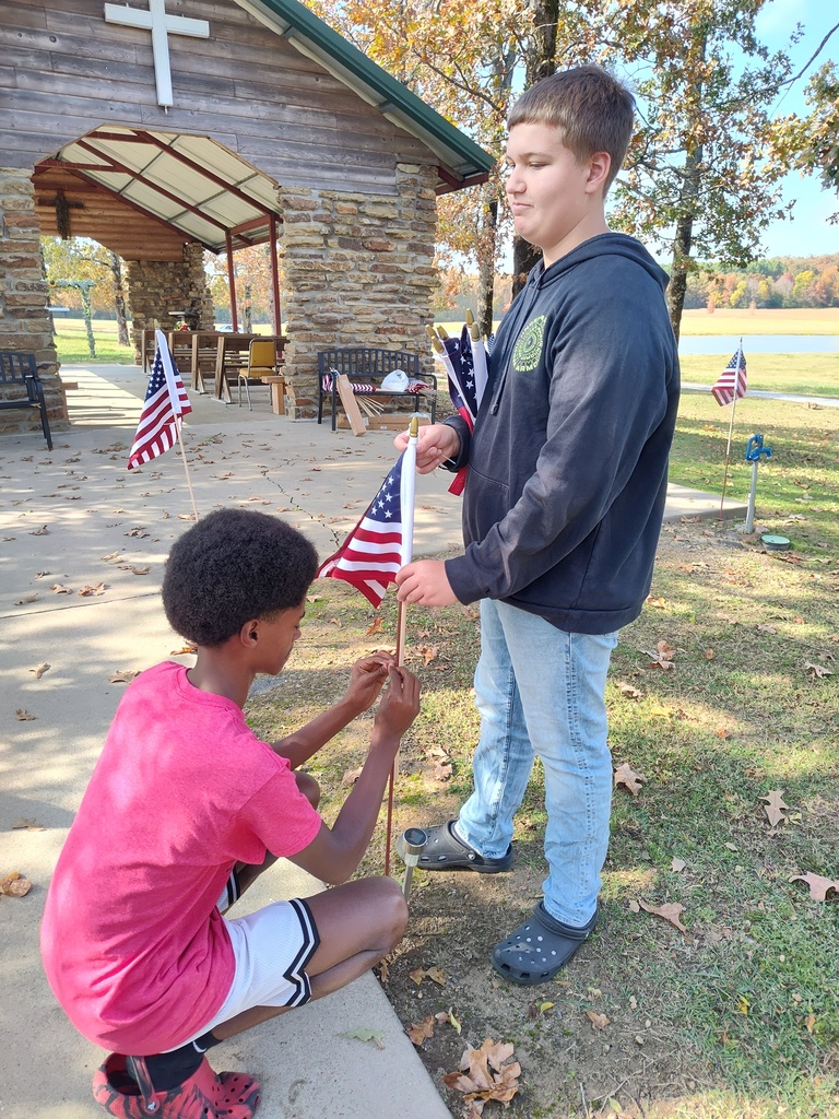 Vilonia Students Supporting Our Local Veterans' Museum