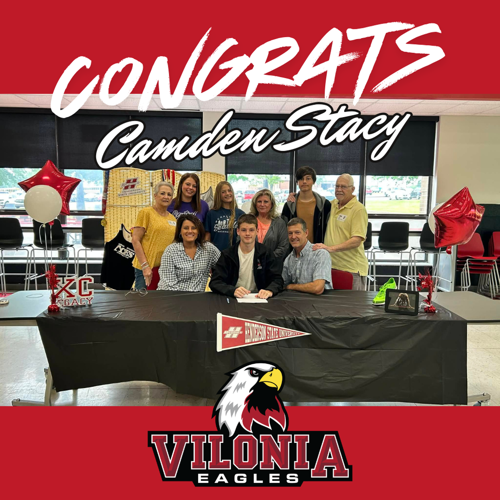 Stacy signs for cross country