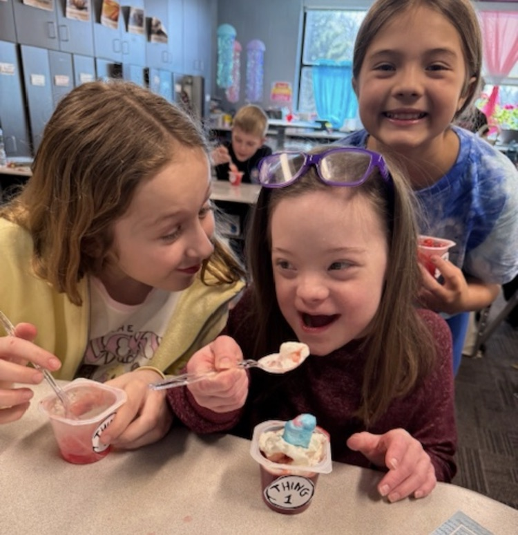 Mrs Soderling’s Class Celebrates Read Across America Week