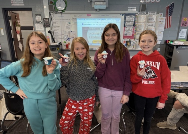 Mrs Soderling’s Class Celebrates Read Across America Week