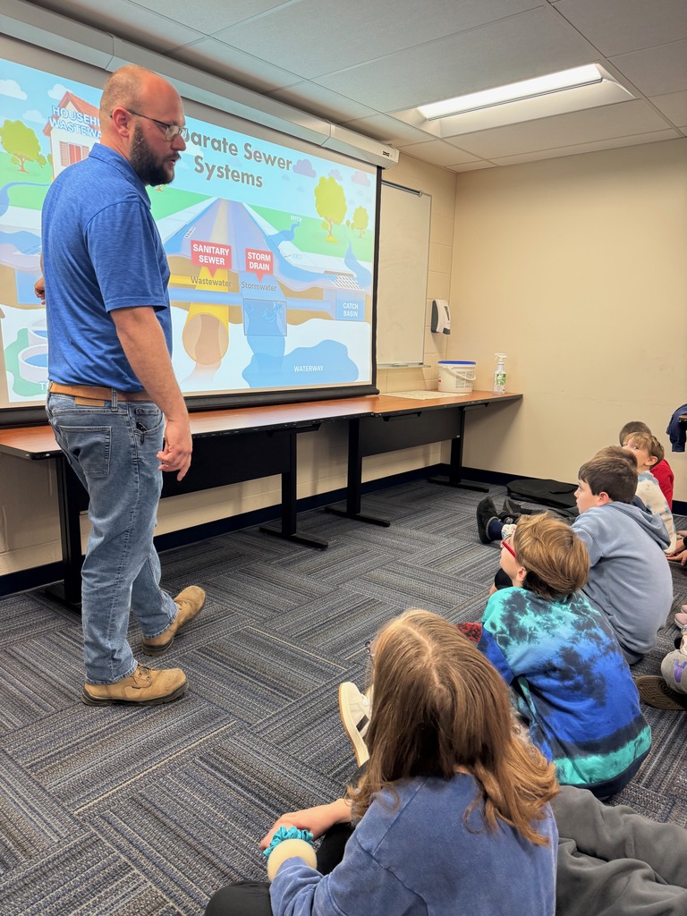 Kids at Ag Day at VU