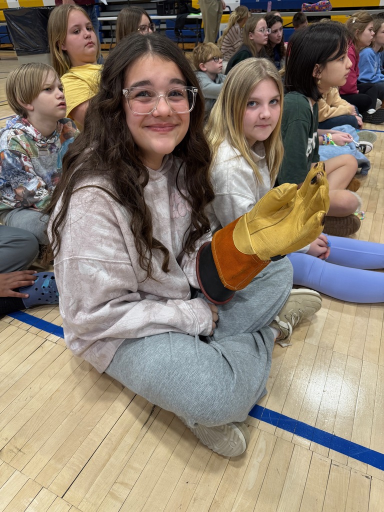 Kids at Ag Day at VU