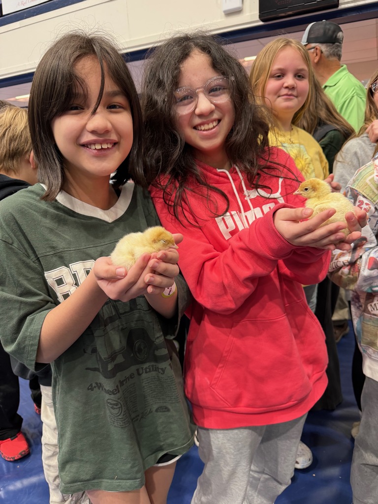 Kids at Ag Day at VU