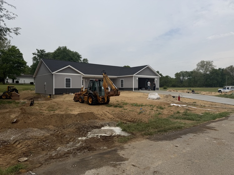 LHS BUILDING TRADES PROGRAM