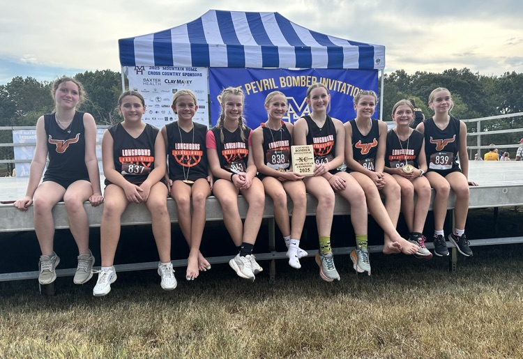 Junior High Girls with the first place finish