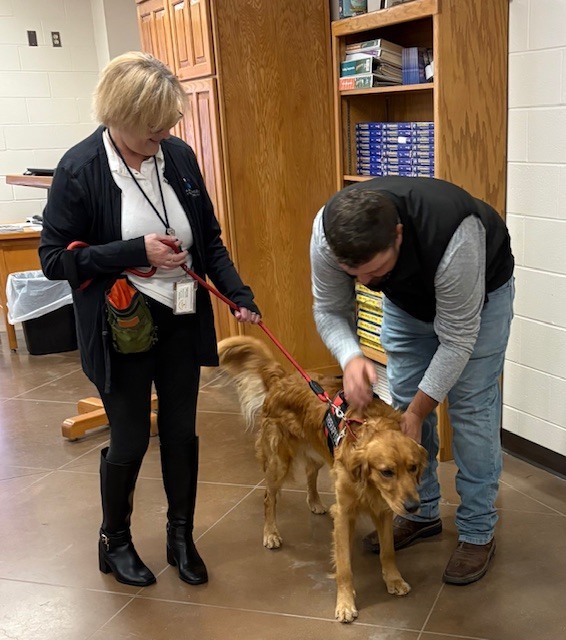 Clifford comes for a visit