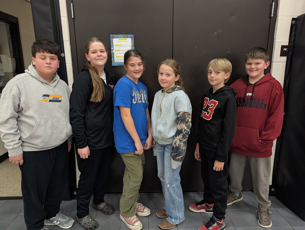 Left to right: Eastyn Worsham, Autumn Cozad, Emma Allen, Blakelee Rogers, Wyatt Tackett, and Baylor Hickman