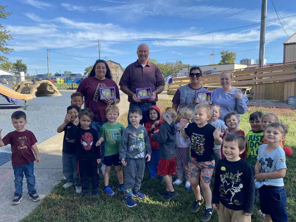 Joe Judge Visits Preschool for All