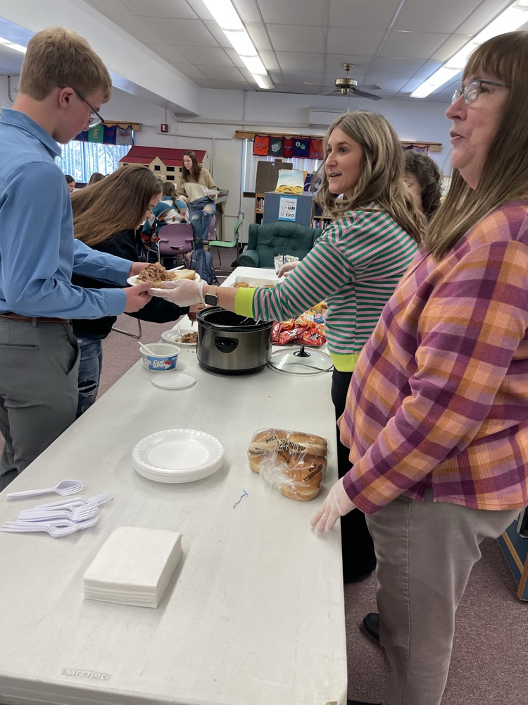 Blue & Red Cardholders in the Excelsior Program enjoyed a delicious lunch today for all of their hard work! Thank you to Bank of the Flint Hills for sponsoring this meal!! 