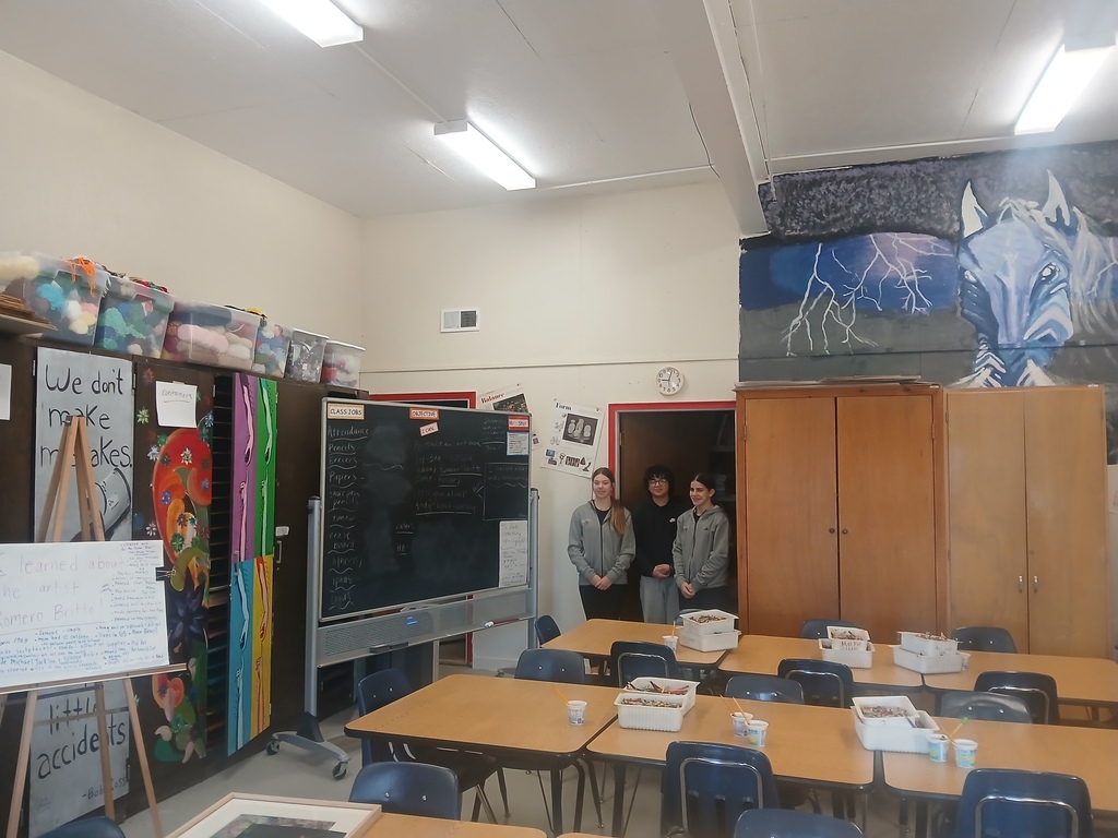 H.S. Art student helpers~