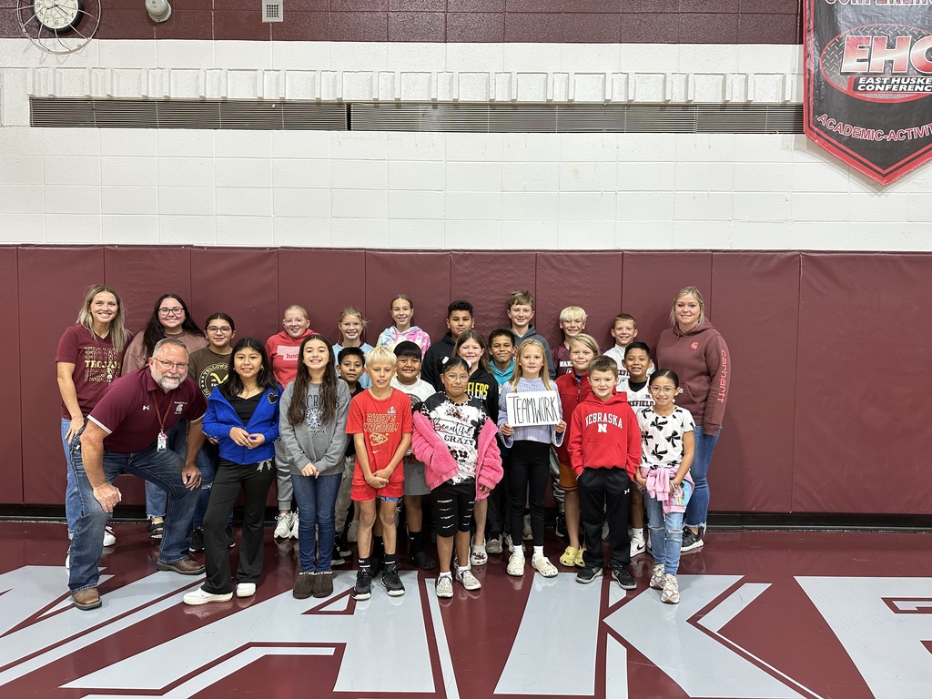 Wow! The elementary school sure knows how to show Teamwork! During this week, students and staff watched for those who modeled our P2 strength of teamwork. Thank you so much to Mr. Farup, Luz, Nayvi, Will, Yasmin, Kashlynn, Lincoln, Jimena, Phoenix, Angel, Ivan, Mrs. Eisenmann, Miss. Rooney, Camila, Aubree, Reagan, Blakely, Jose, Sawyer, Hudson, Burke, and Mrs. Gemelke for being role models of teamwork!