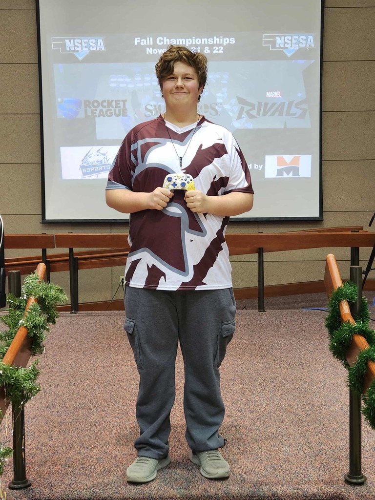  Nate Johnson made Wakefield proud by competing in the first state E-Sports competition Wakefield has qualified for! He went head-to-head against 15 other competitors at Midland University. The game that Nate competed in and qualified for state in was Super Smash Bros. Ultimate.