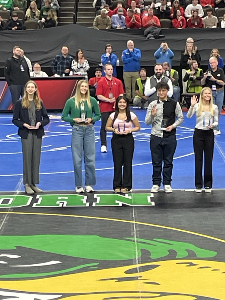 Mayte Flores was recognized at State Wrestling for the 2026 Believers and Achievers ceremony. Congratulations!!