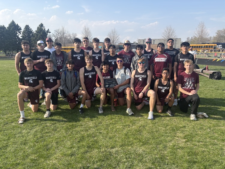 boys track champion @ Lyons invite 