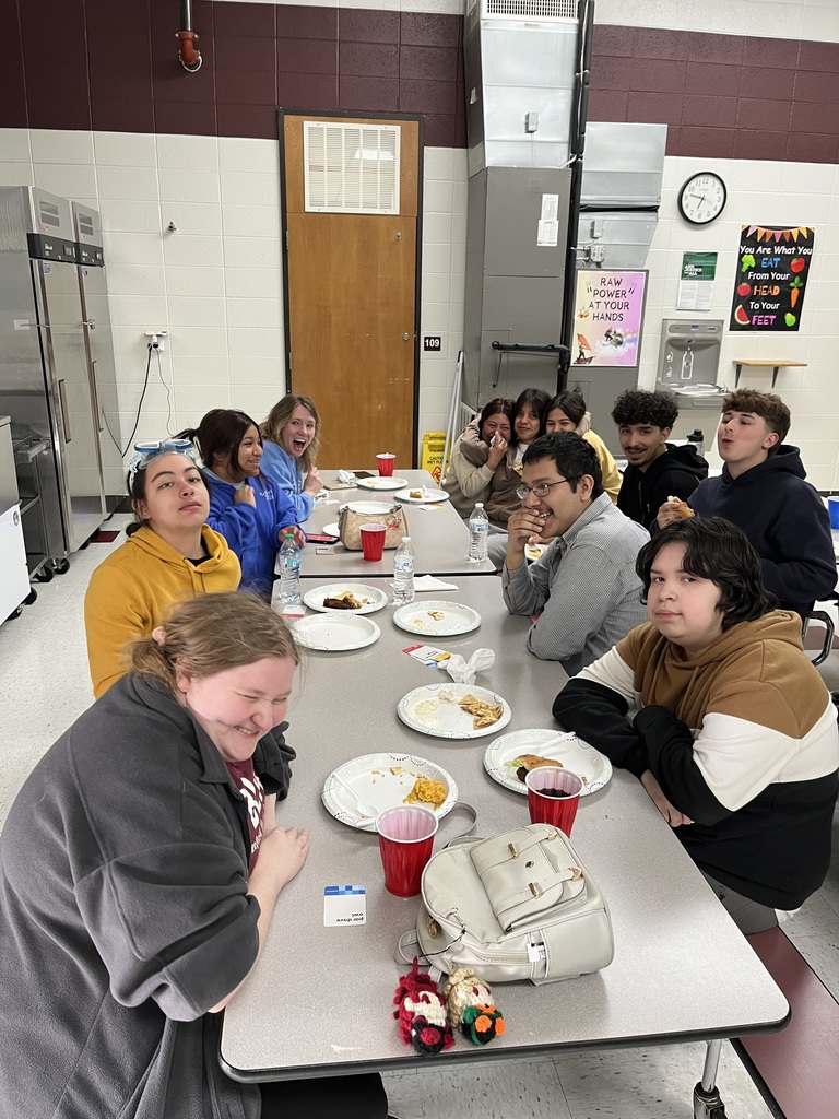 Senior Cookout - Group pictures