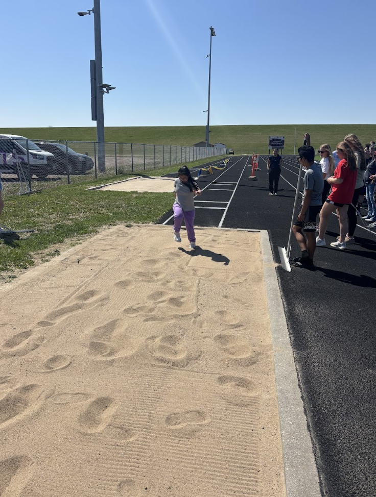 Trojan Trot - Sarah, Long Jumping