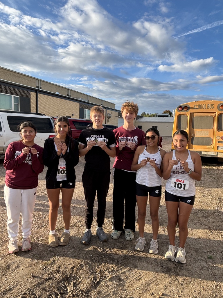 Cross Country Team medal winners 