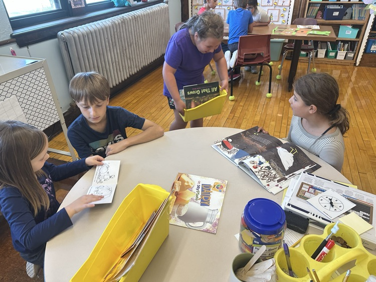 First day of 1st and 4th grade reading buddies!