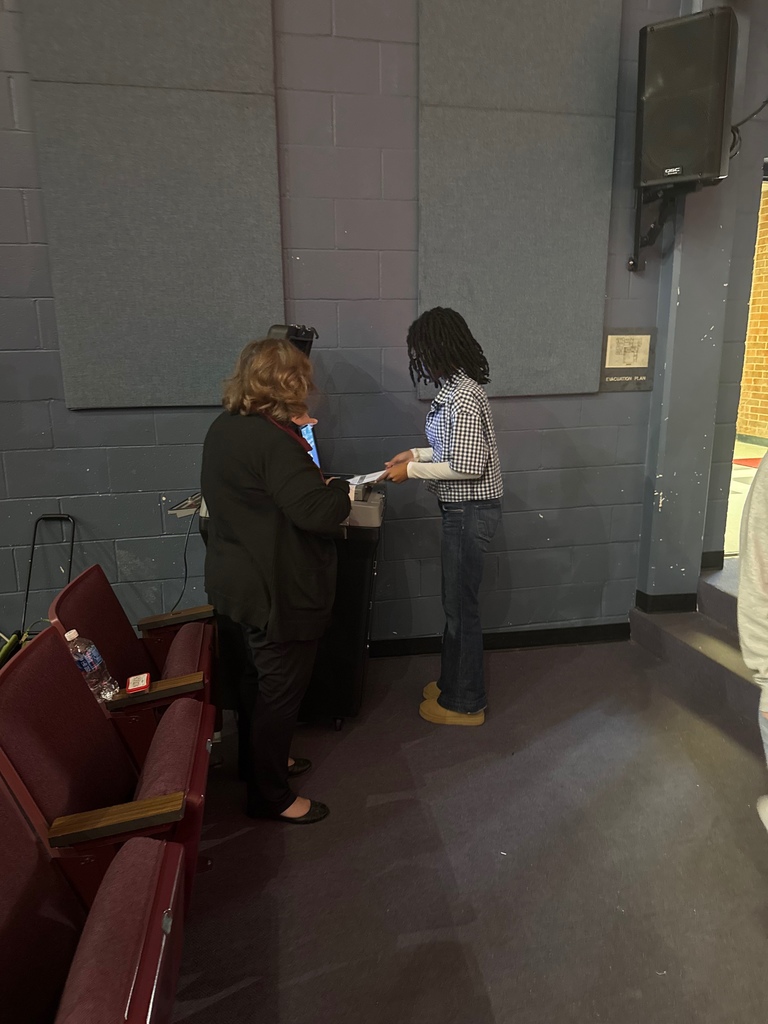Girl voting