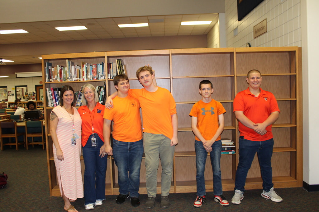orange day, bookshelf