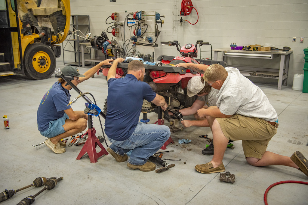 CTE Students at Wakulla County Schools  Diesel Mechanic