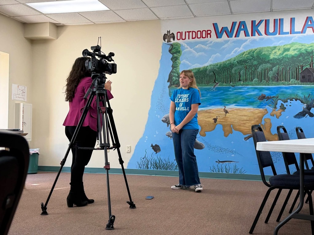 Emily Zak getting her photo taken