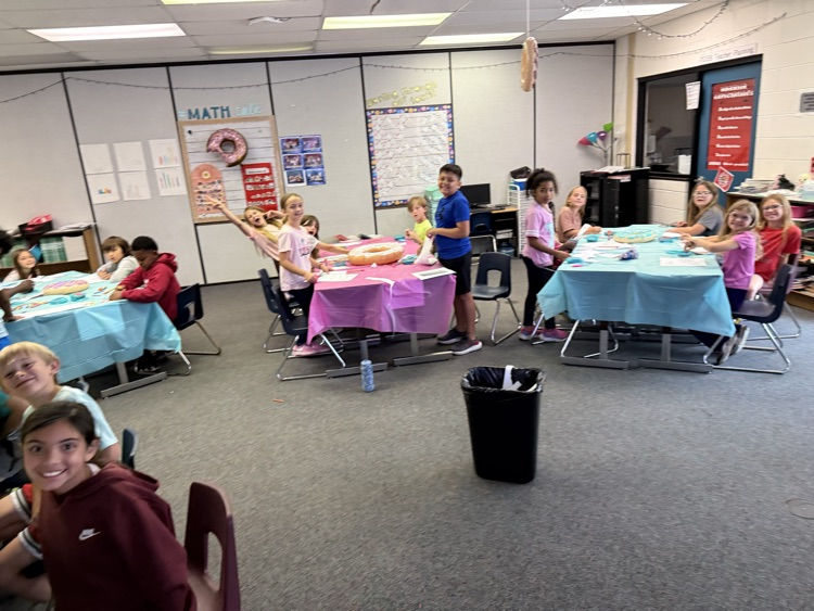 🍩 Donut Stress About the Test!! 🍩 Our 3rd and 5th grade students practiced and reviewed for the FAST test next week using various engaging activities with a sweet donut treat at the end!