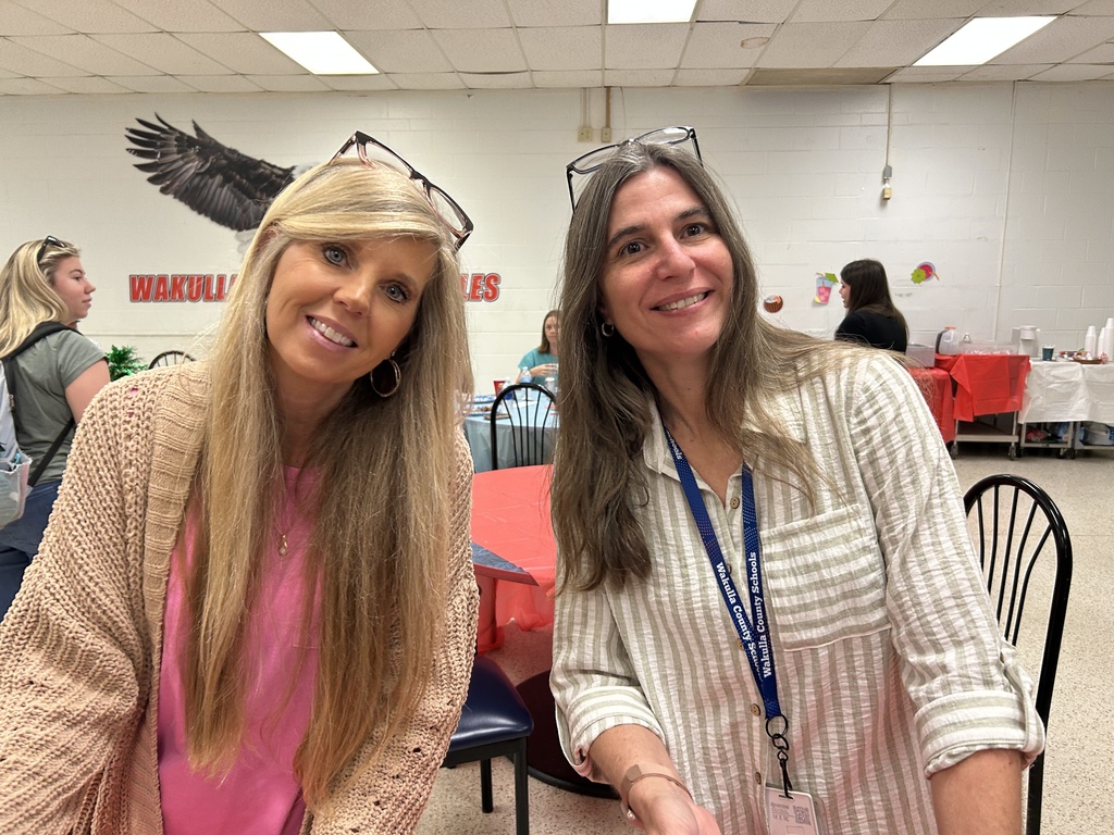 Christa Gauger and Lee Lariscy