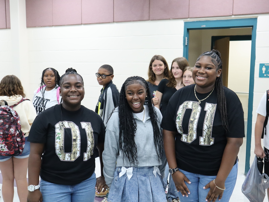 RMS students on the first day of school