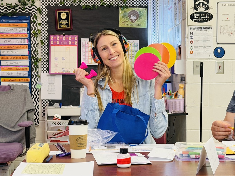 Art teacher at her training