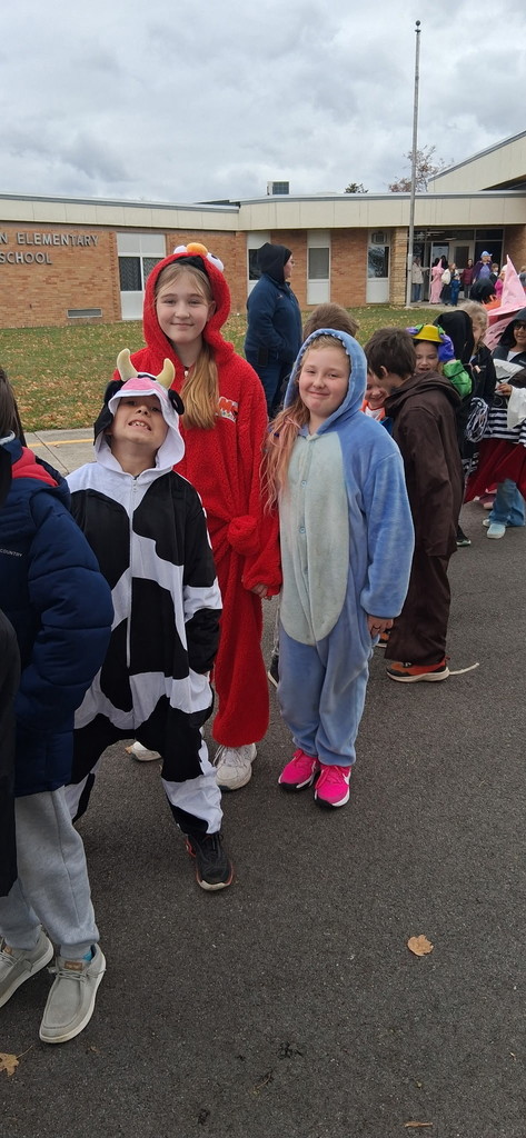 Halloween 2025. Costume Parade