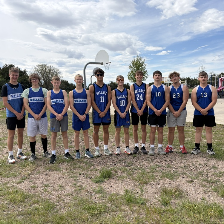 boys track rocking old jerseys for practice