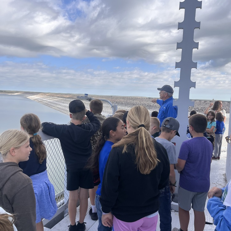 3rd-5th grade Field Trip to Kingsley Dam and Ash Hollow!
