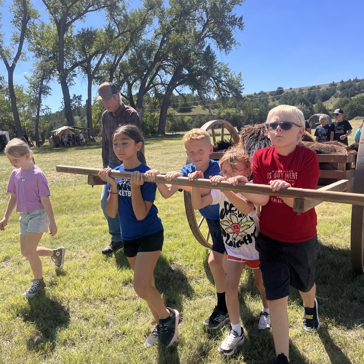 3rd-5th grade Field Trip to Kingsley Dam and Ash Hollow!