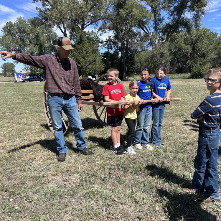 3rd, 4th, and 5th grade at the reenactments at Ash Hallow.