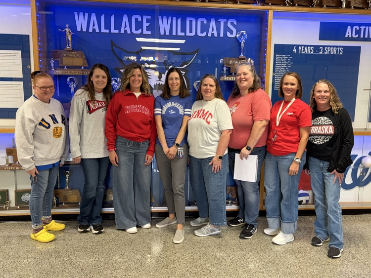 WPS teachers who wore their UNL, UNK, and UNMC gear on apply2college day
