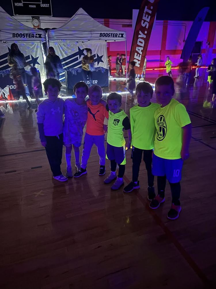 grade 1 students at the Glow Run