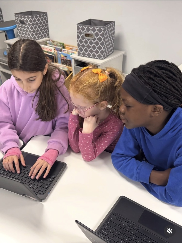 students working together in STEM class