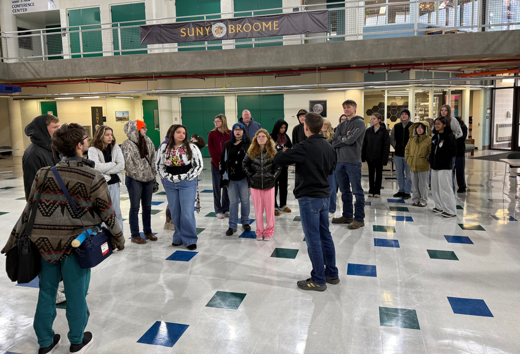 Walton students visit SUNY Broome