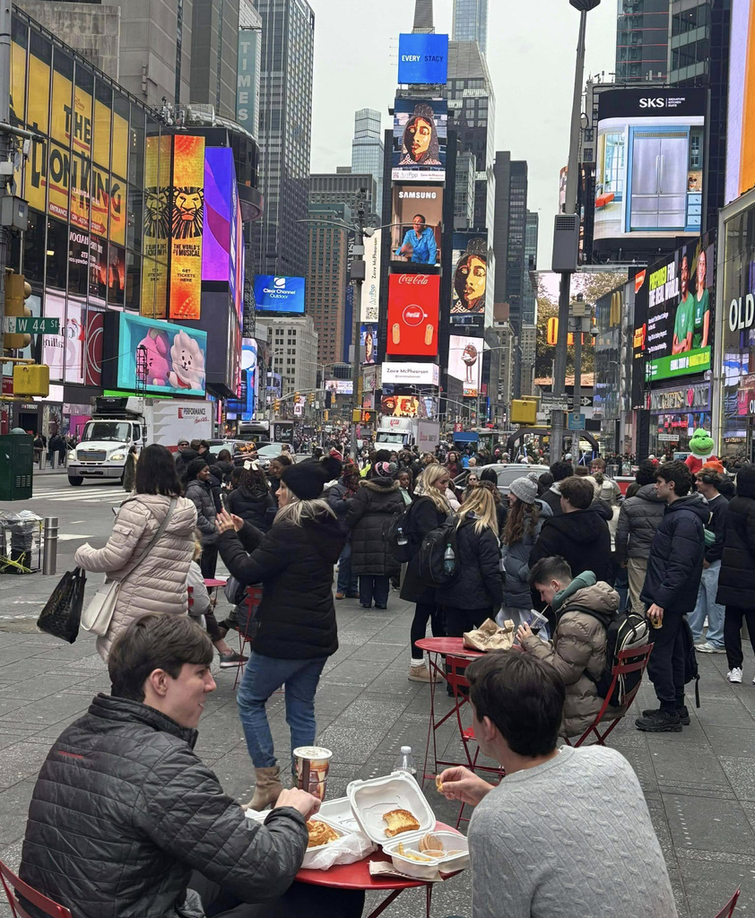 Students on the trip to Broadway