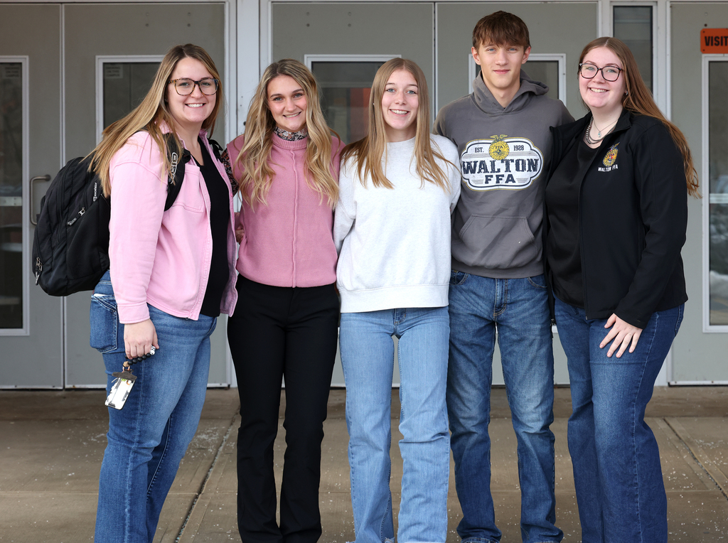 Students attending the conference group photo