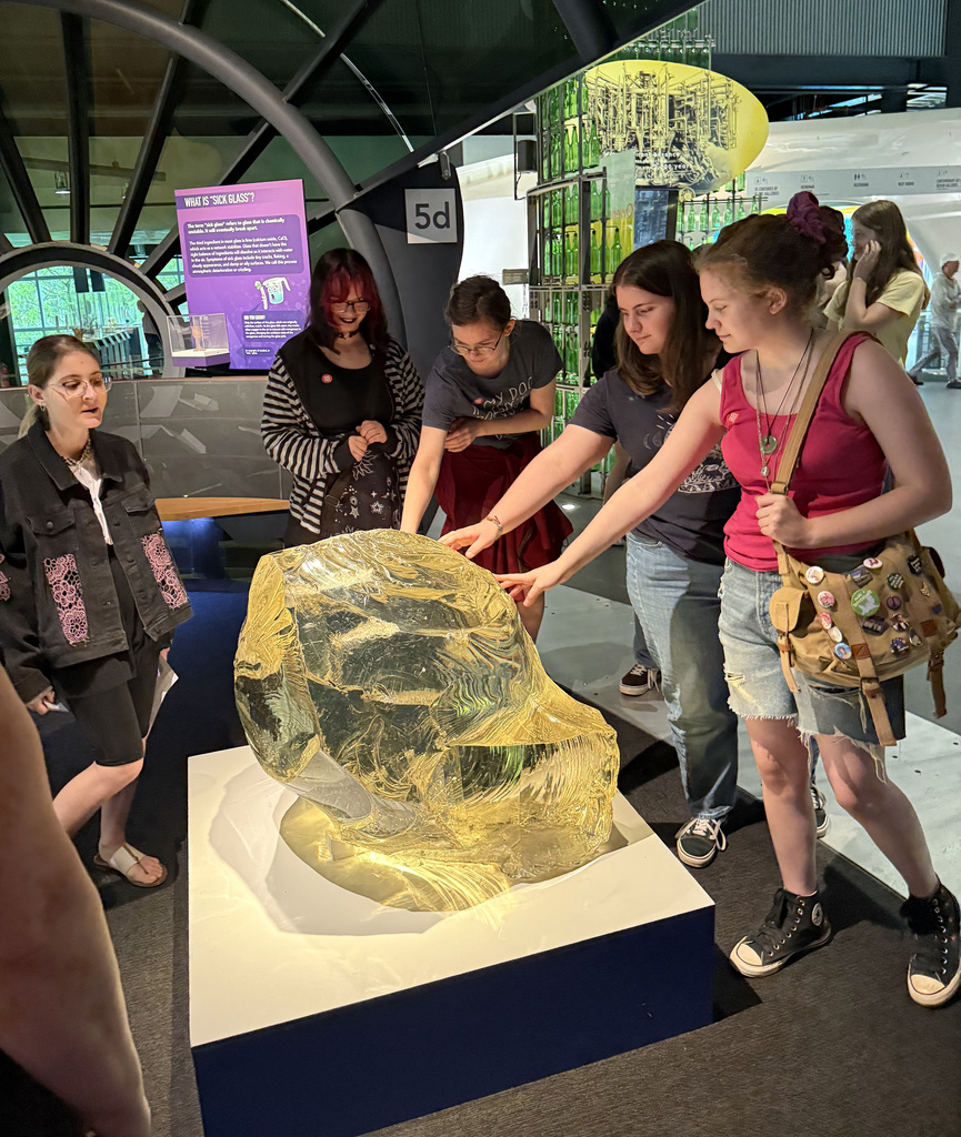 Students on the trip to the Corning Glass Museum 