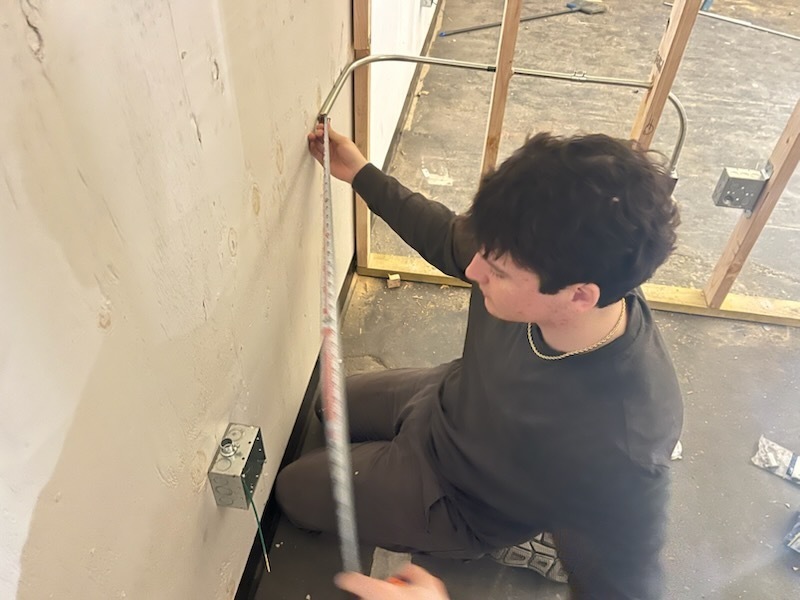 Electricity students at ECTC working in the community. 