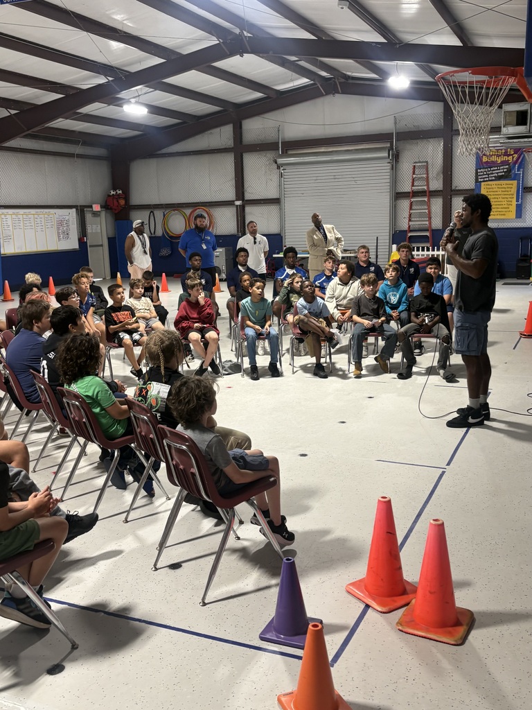glen coffee addressing students 