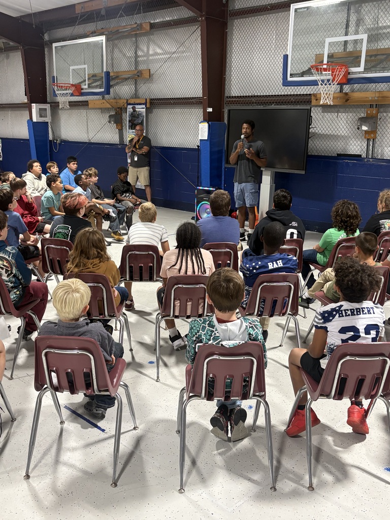 glen coffee addressing students 