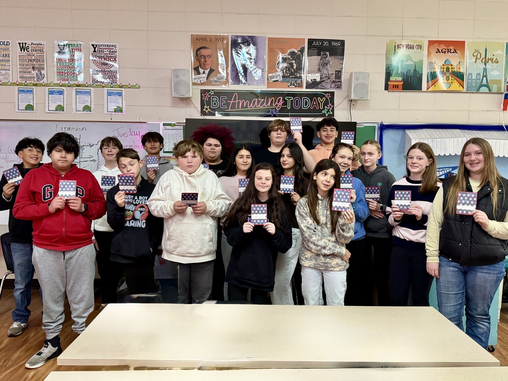 Students with their handmade thank you notes.